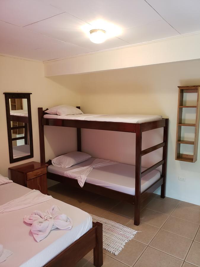 Cabinas Pura Vida B&B Tour Operator Drakes Bay Kültér fotó